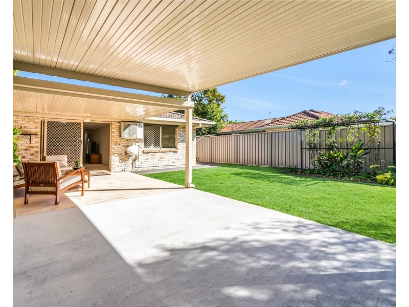 1/4 Natasha Ct, Currumbin Waters QLD 4223