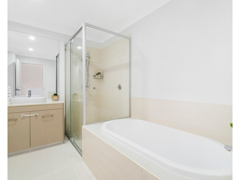 9/2 Inland Drive, Tugun QLD 4224