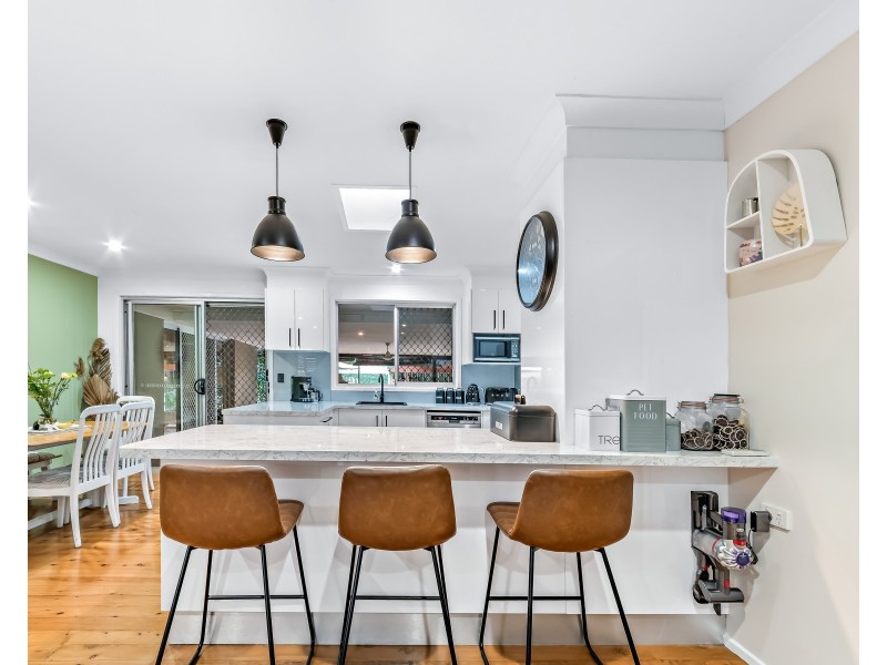 8 Drumfish Drive, Currumbin Waters QLD 4223