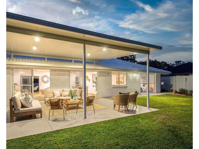 204 Tallebudgera Drive, Palm Beach QLD 4221