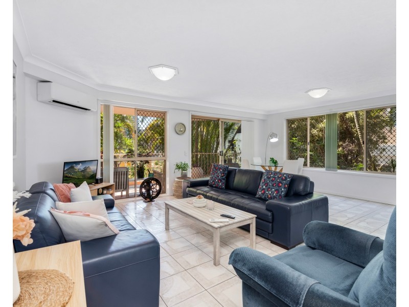 2/1251 Gold Coast Highway, Palm Beach QLD 4221