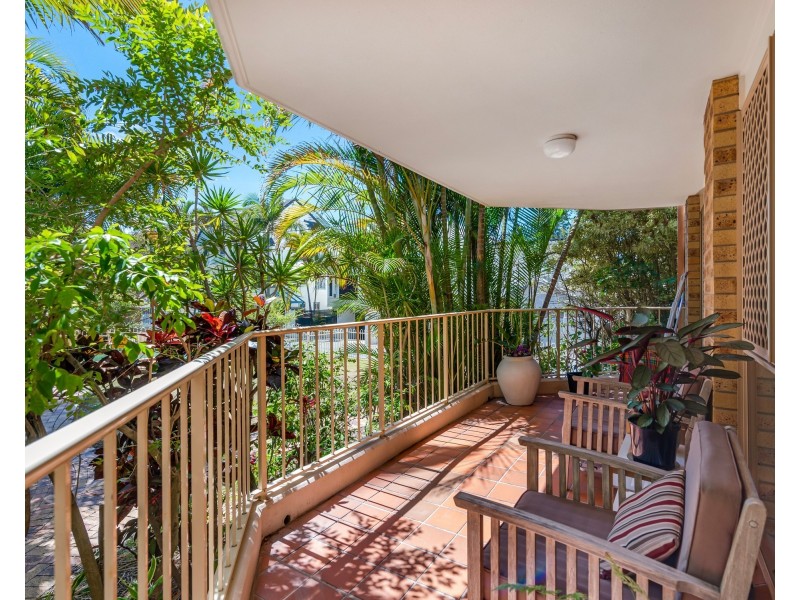 2/1251 Gold Coast Highway, Palm Beach QLD 4221