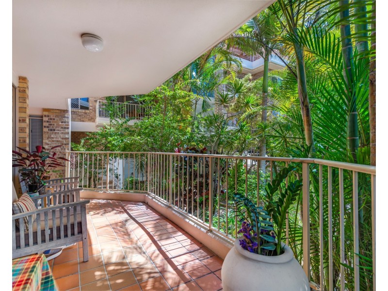 2/1251 Gold Coast Highway, Palm Beach QLD 4221