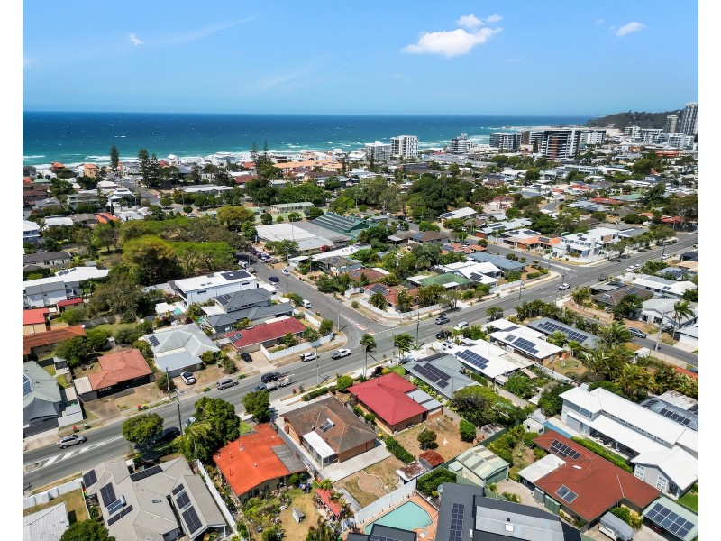 166 Townson Avenue, Palm Beach QLD 4221
