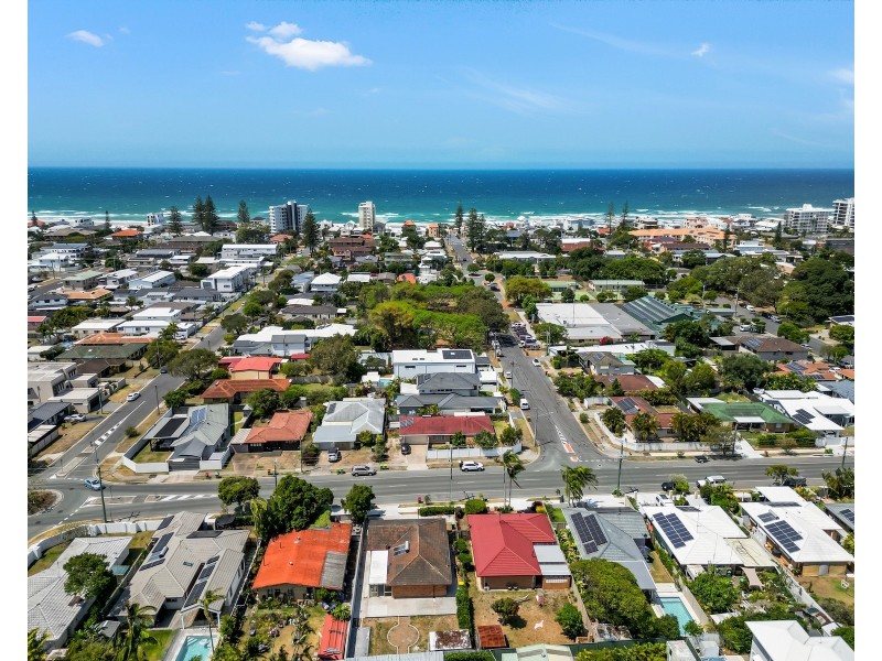 166 Townson Avenue, Palm Beach QLD 4221