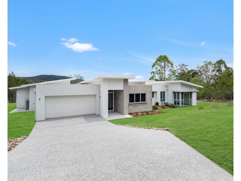 70 Whiptail Place, Nerang QLD 4211