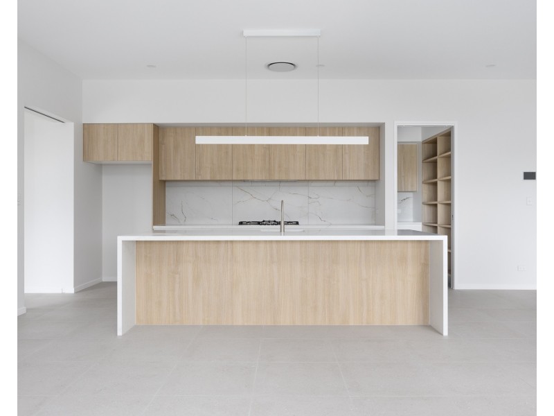 70 Whiptail Place, Nerang QLD 4211