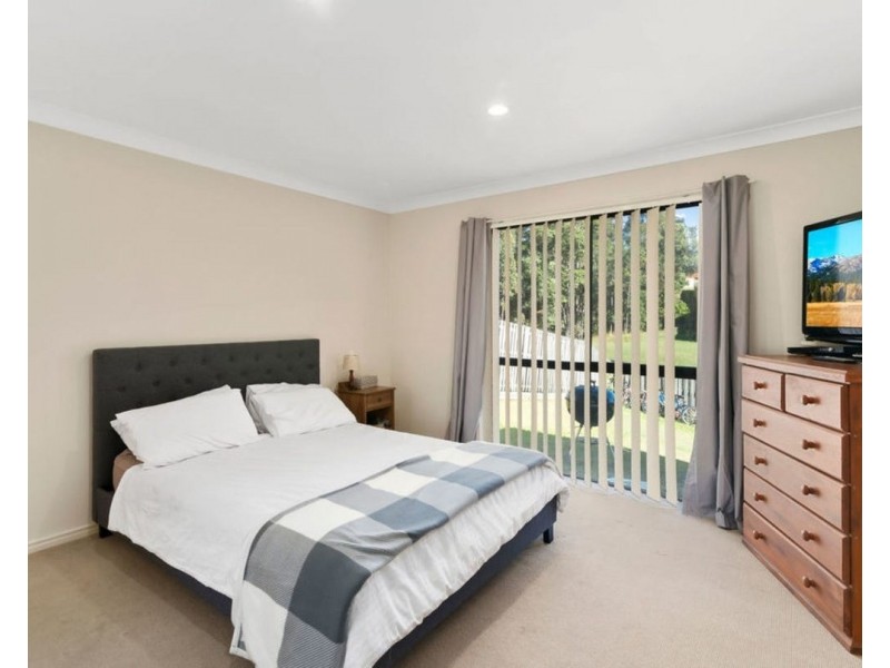 9 Laurina Court, Elanora QLD 4221