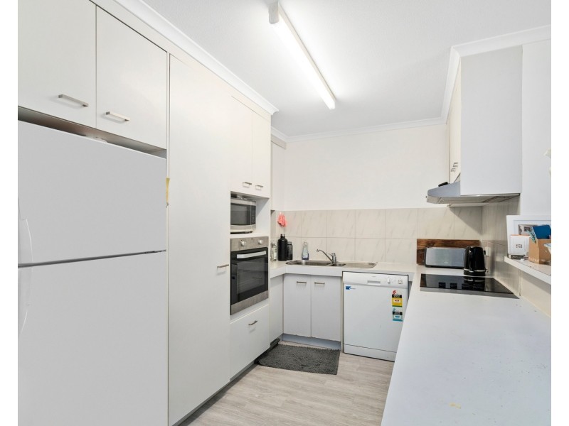 5/36 – 40 Monaco Street, Surfers Paradise QLD 4217