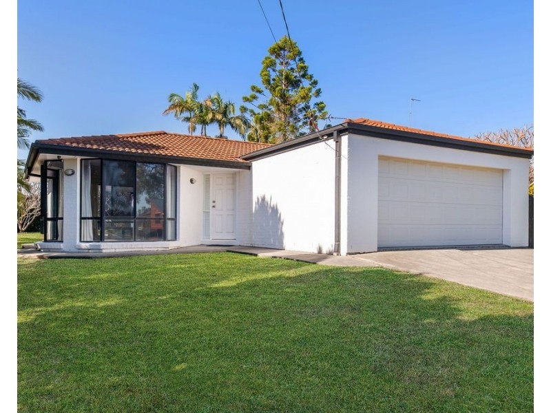 25 Buliti Street, Hope Island QLD 4212