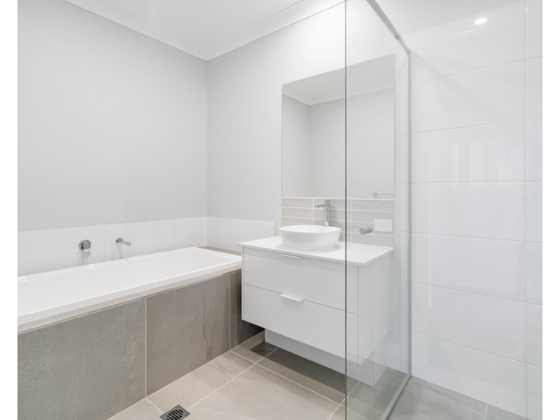 4 Wilpark Cres, Currumbin Waters QLD 4223