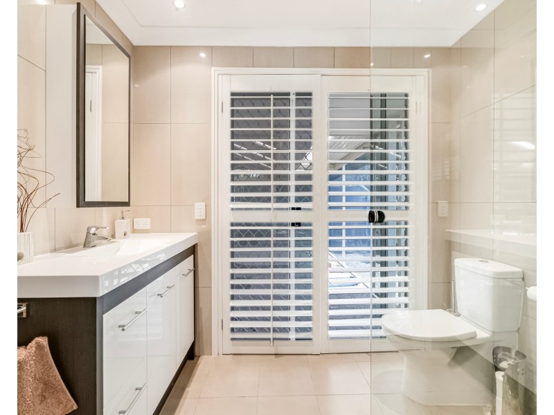 37 Wilkinson Crescent, Currumbin Waters QLD 4223