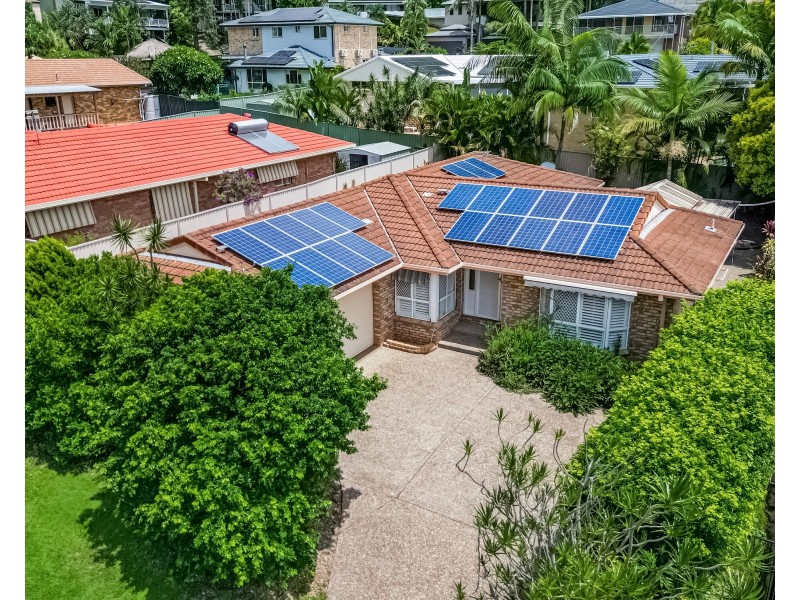 37 Wilkinson Crescent, Currumbin Waters QLD 4223