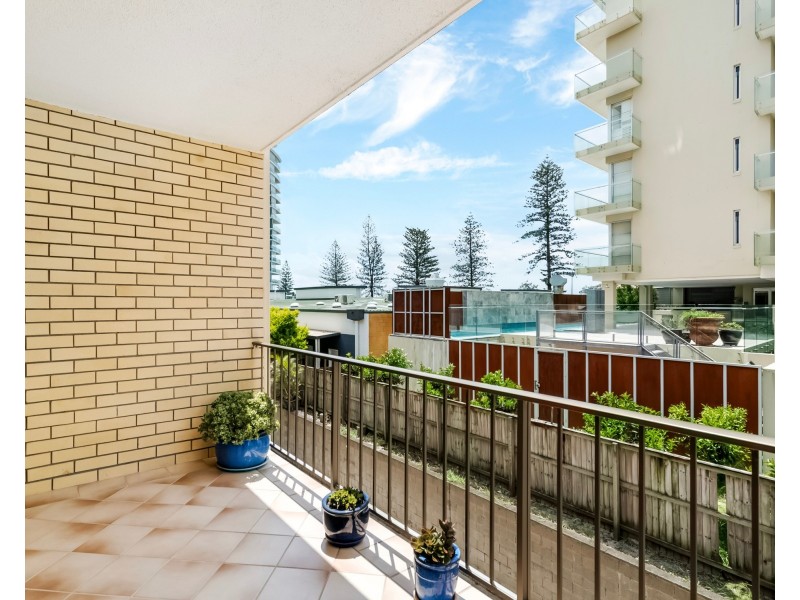 6/3 Lord Street, Coolangatta QLD 4225