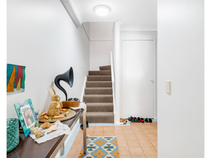 37/15 Simpsons Road, Elanora QLD 4221