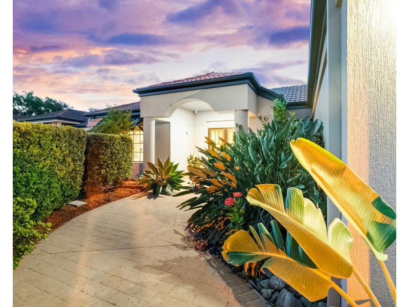 8 Exton Place, Mudgeeraba QLD 4213