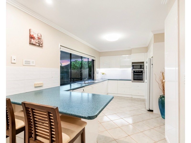 8 Exton Place, Mudgeeraba QLD 4213