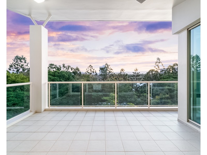 4137 Archer Hill, Benowa QLD 4217