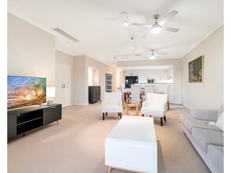 4137 Archer Hill, Benowa QLD 4217