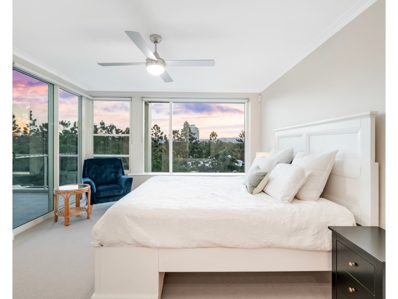 4137 Archer Hill, Benowa QLD 4217