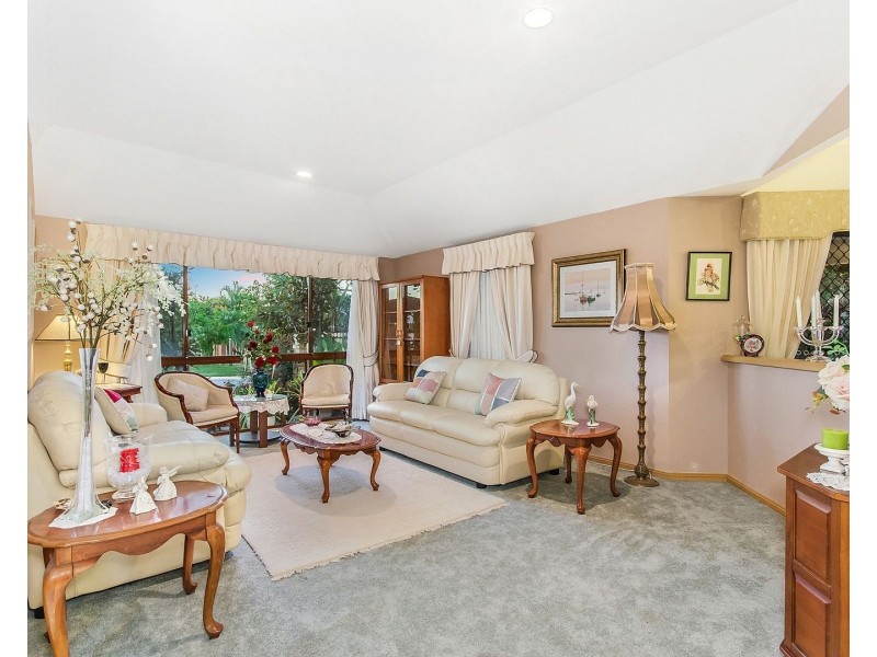 59 Martingale Circuit, Clear Island Waters QLD 4226