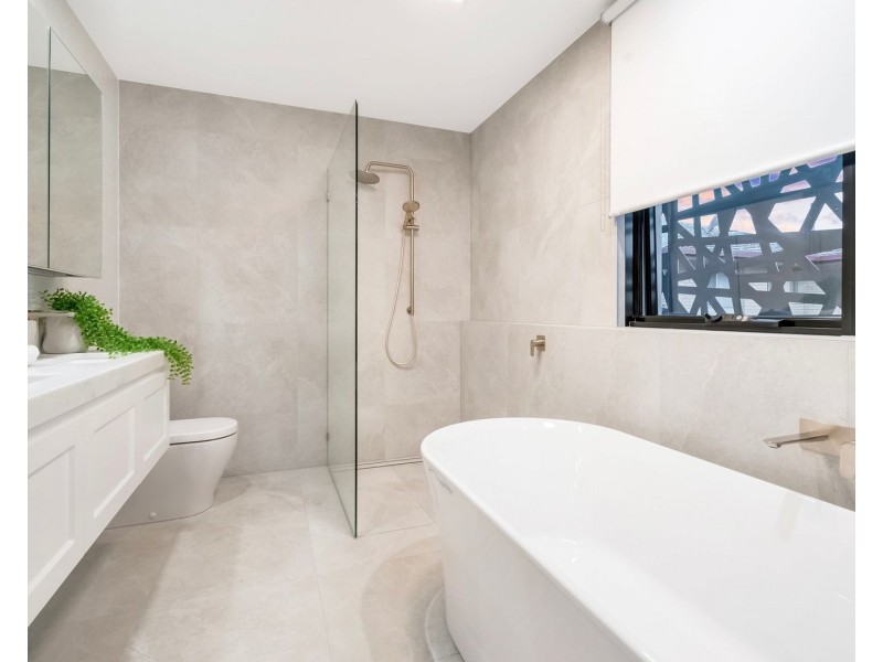 3/1372 Gold Coast Highway, Palm Beach QLD 4221