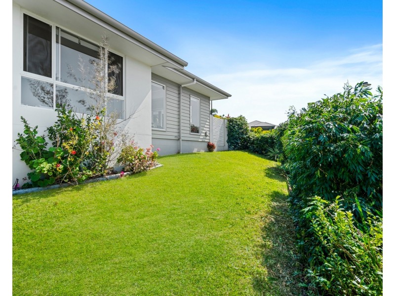 1/3 Element Street, Elanora QLD 4221