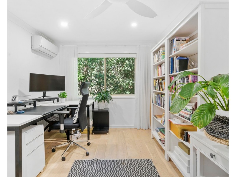 18/232 Guineas Creek Road, Elanora QLD 4221