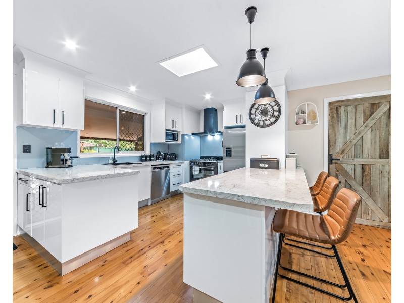 8 Drumfish Drive, Currumbin Waters QLD 4223