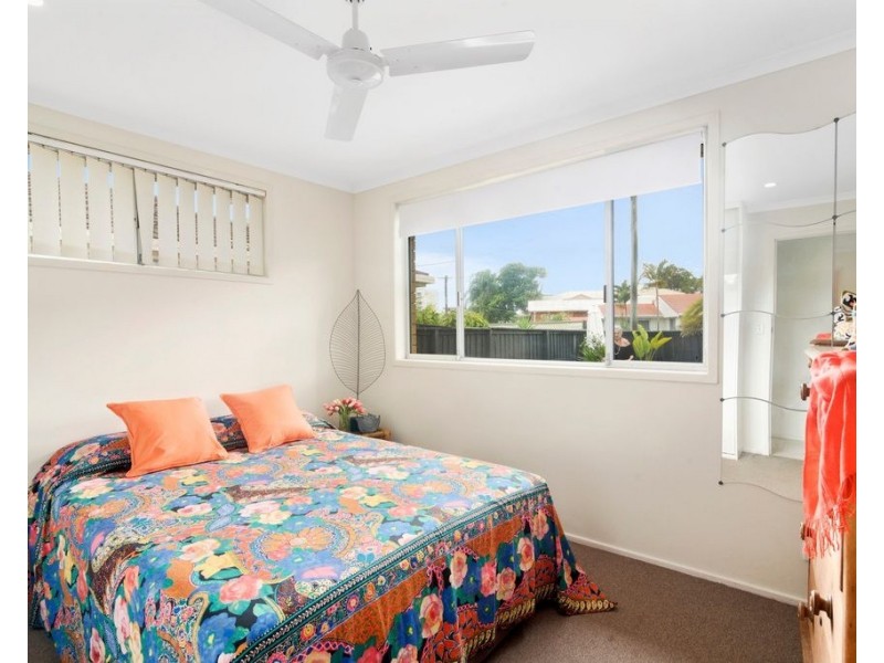 1/454 Cypress Terrace North, Palm Beach QLD 4221
