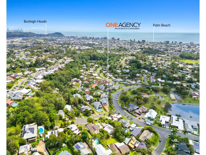 4 Chidlow Court, Elanora QLD 4221
