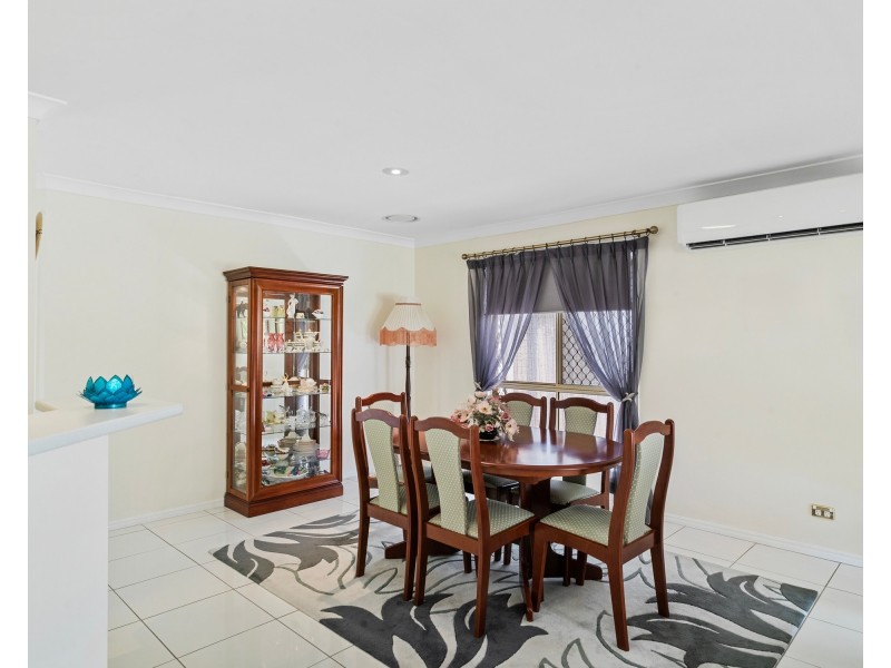 29 Ottelia Drive, Elanora QLD 4221