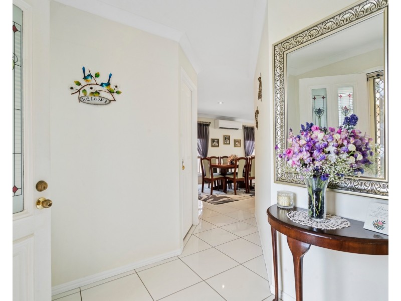 29 Ottelia Drive, Elanora QLD 4221