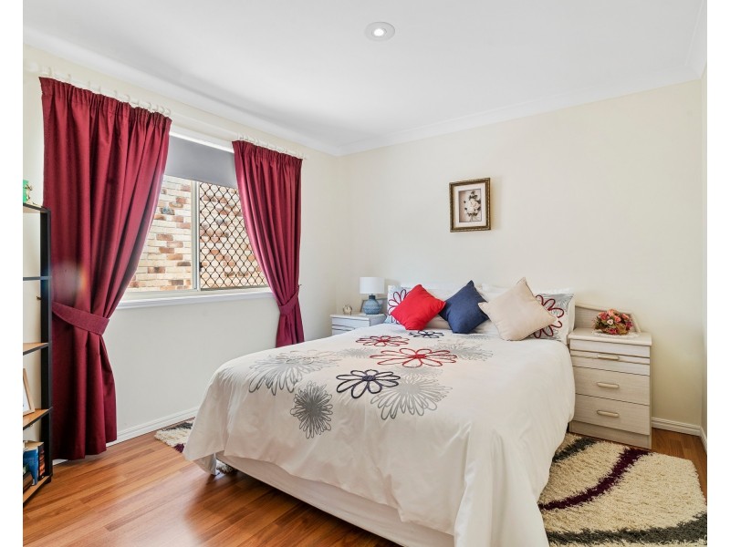 29 Ottelia Drive, Elanora QLD 4221