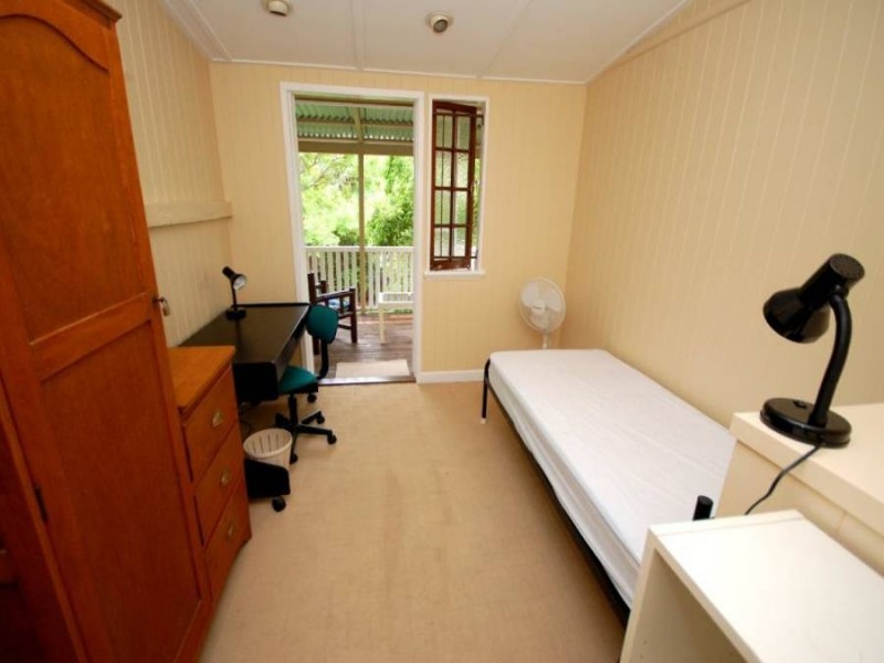 14 Rosina Street, Kangaroo Point QLD 4169