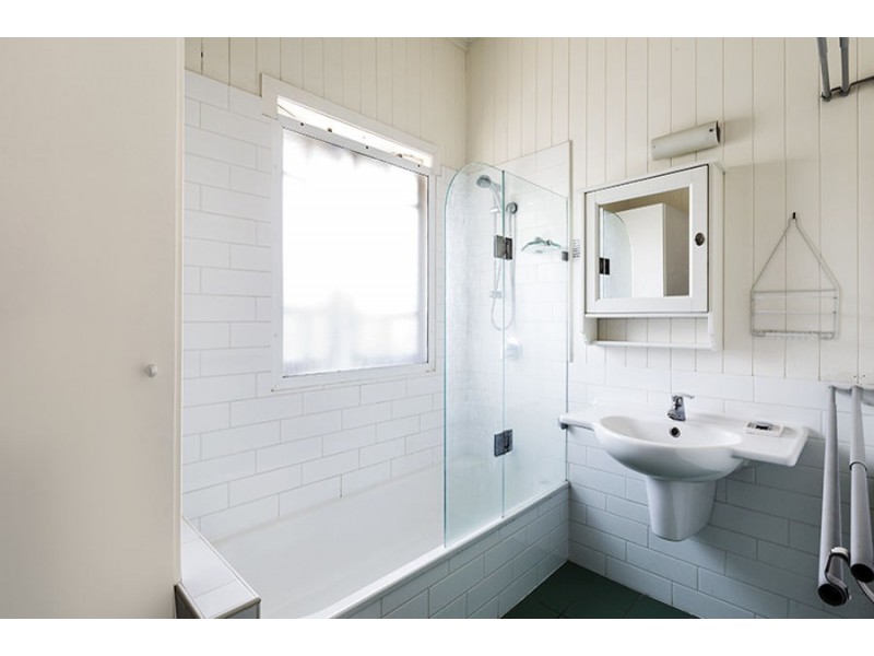 32 Lochaber Street, Dutton Park QLD 4102