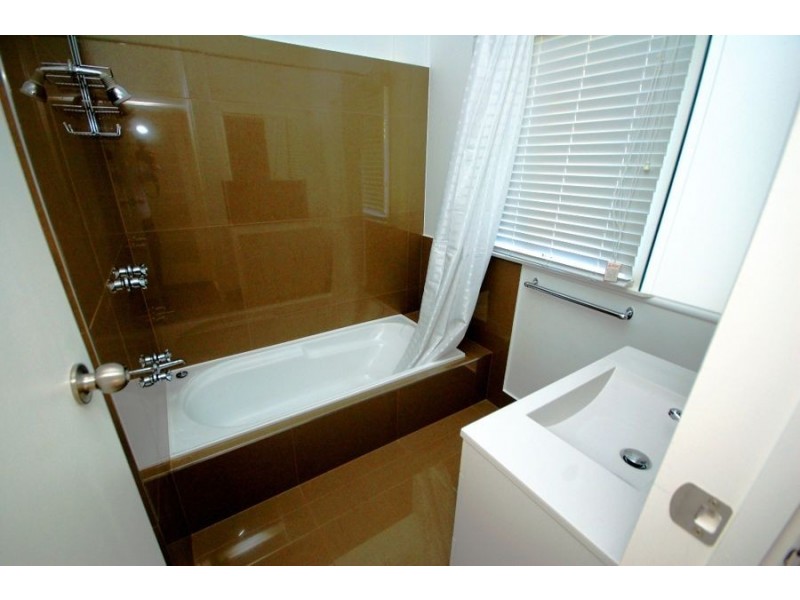 2/29 Northcote Street, East Brisbane QLD 4169