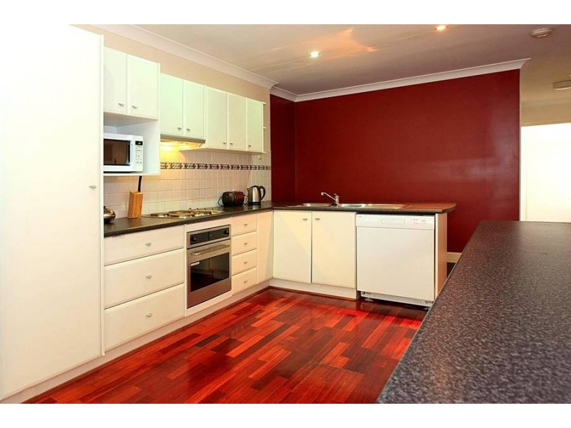 309 Cornwall Street, Greenslopes QLD 4120
