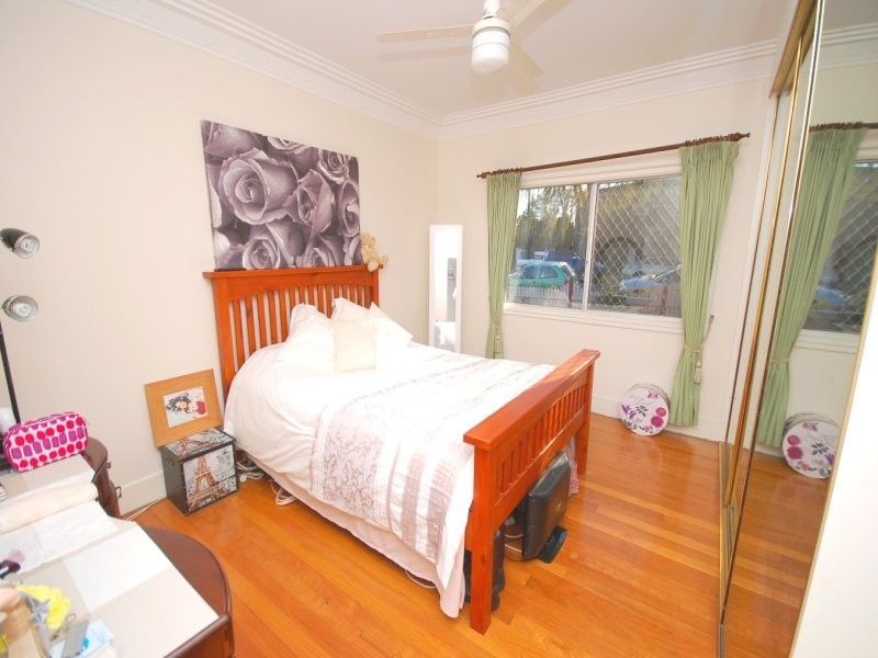 36 Jamieson Street, Bulimba QLD 4171