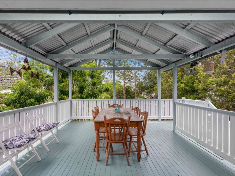 28 Maynard Street, Woolloongabba QLD 4102