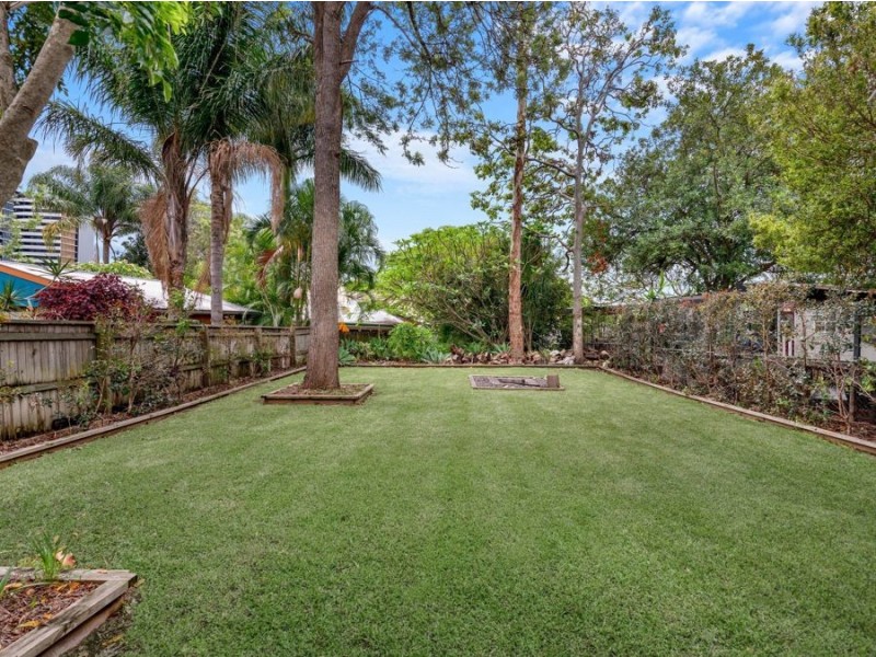 28 Maynard Street, Woolloongabba QLD 4102