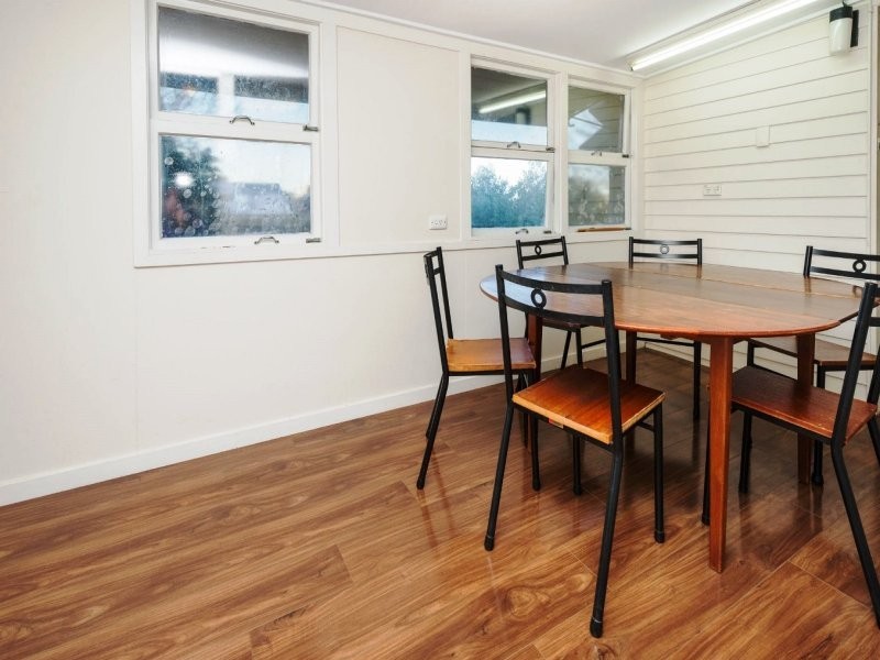 61 Lockerbie Street, Kangaroo Point QLD 4169