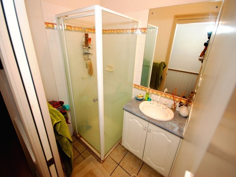 2/9 Sinclair Street, East Brisbane QLD 4169