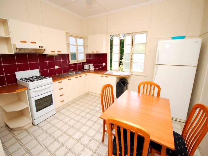 68 Juliette Street, Annerley QLD 4103