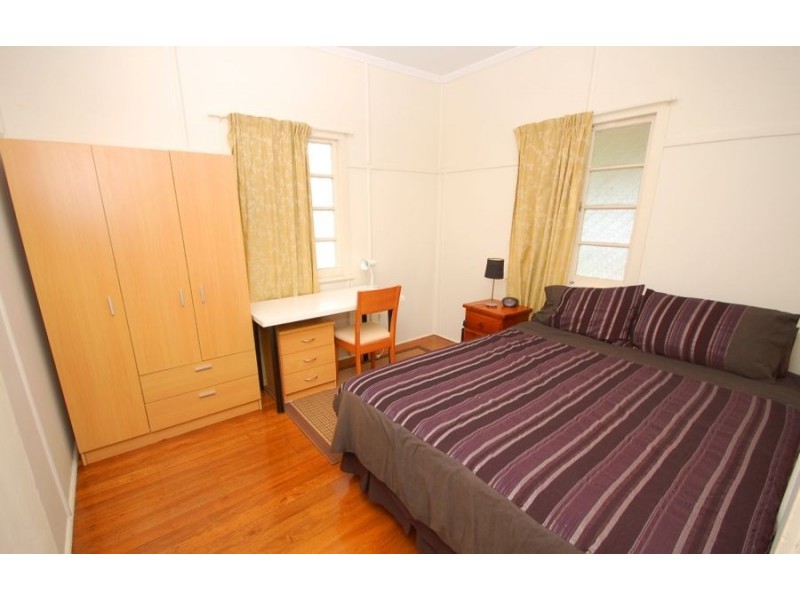 68 Juliette Street, Annerley QLD 4103