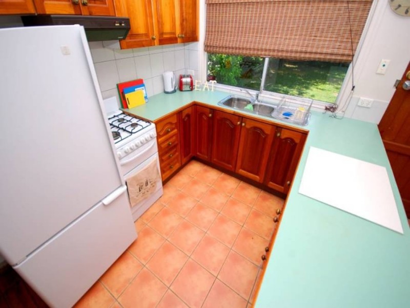 17 Broadway Street, Woolloongabba QLD 4102