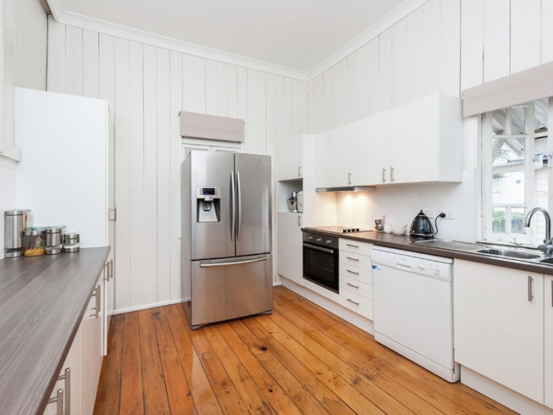 35 Salstone Street, Kangaroo Point QLD 4169