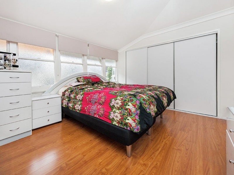 35 Salstone Street, Kangaroo Point QLD 4169