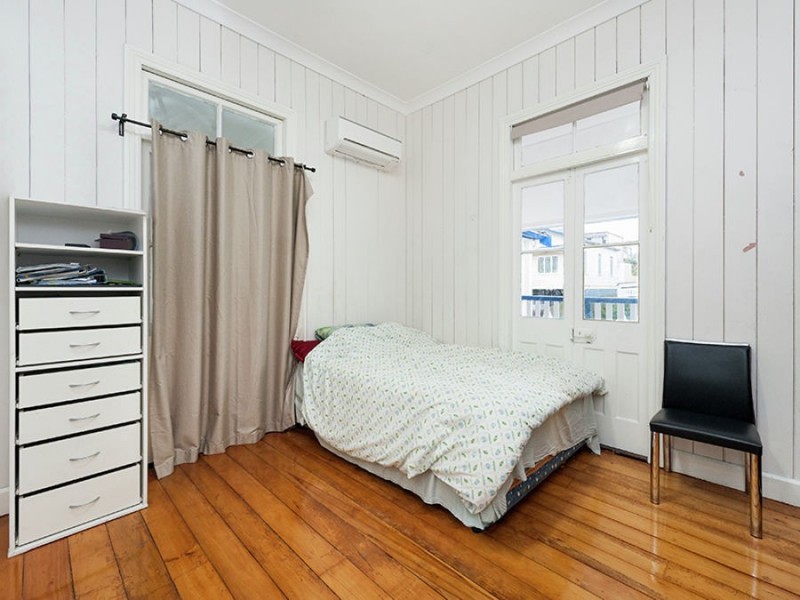 35 Salstone Street, Kangaroo Point QLD 4169