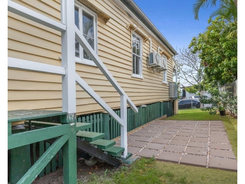 2/90 Lewis Street, Woolloongabba QLD 4102